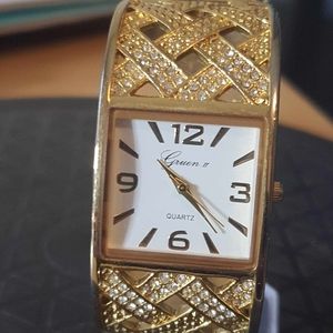 Gruen 2 GRT1037 Goldtone/White Women's Open Cuff Watch